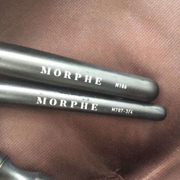 2 Morphe/2 BoxyCharm makeup brushes - Picture 2 of 2